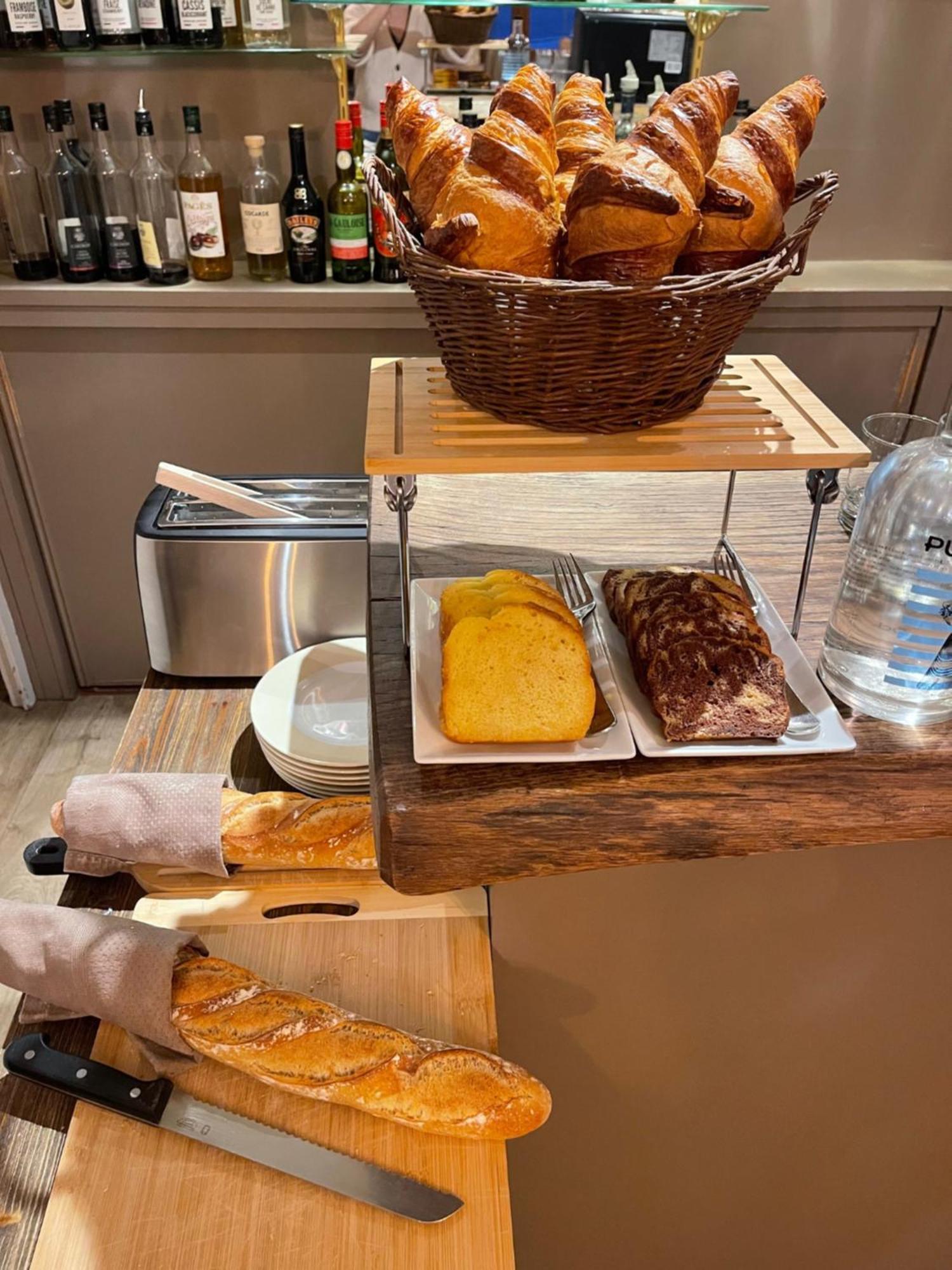 Hotel-Restaurant Le Sorgia Bellegarde-sur-Valserine Εξωτερικό φωτογραφία